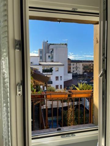 Appartamento Bomboniera Via Marghera 37 米兰 外观 照片